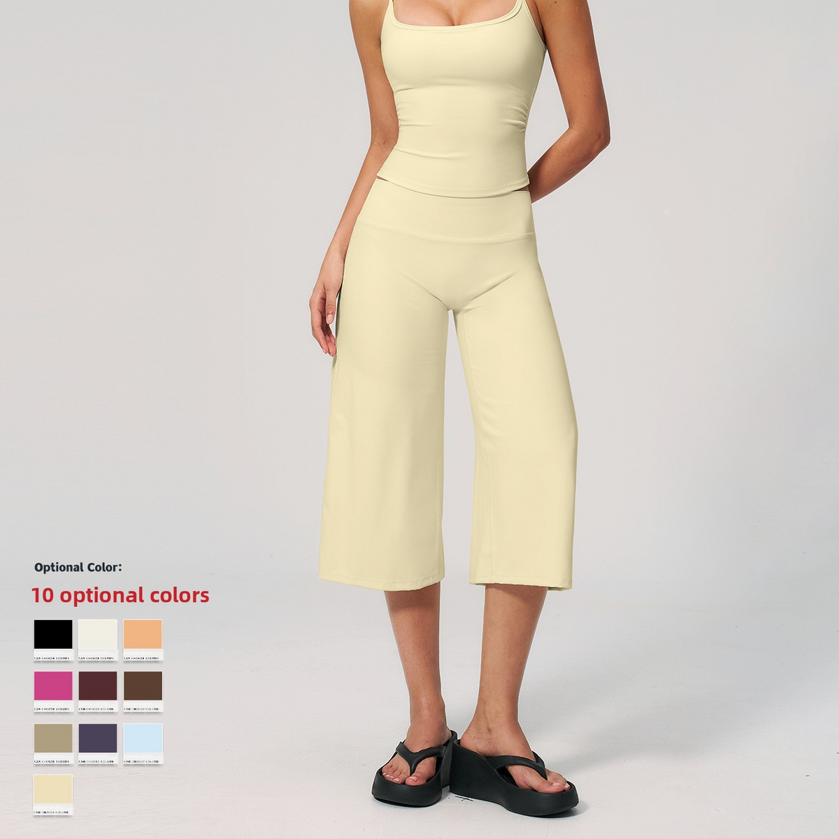 Conjunto de chaleco para yoga con tirantes y shorts de cintura alta